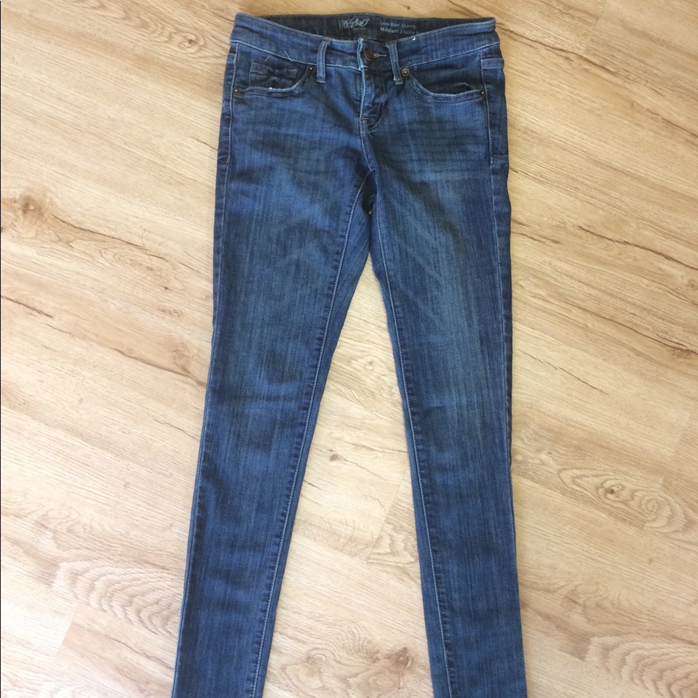 EUC Mossimo Skinny Jeans